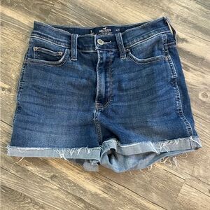 Hollister Women's Blue Denim Shorts Size 5 W27